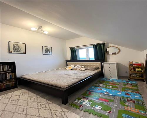 Apartament cu 3 camere 2 balcoane in Strand II