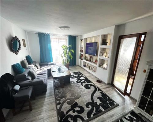 Casa individuala cu 4 camere 600 mp in Cristian