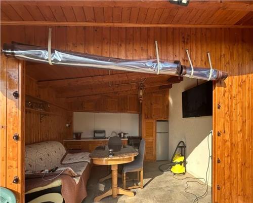 Casa individuala cu 4 camere 600 mp in Cristian