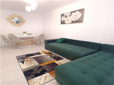 Apartament nou de lux cu 3 camere si balcon pe Bd Mihai Viteazu