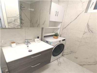 Apartament nou de lux cu 3 camere si balcon pe Bd Mihai Viteazu