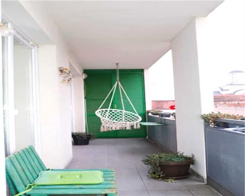 Apartament 3 camere cu balcon zona City Residence
