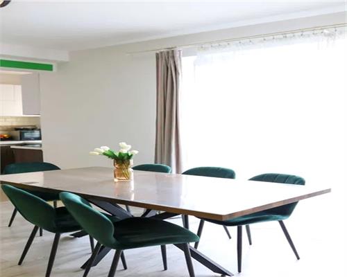 Apartament 3 camere cu balcon zona City Residence