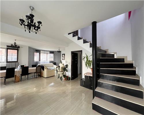 Casa  260 mpu 7 camere 5 bai filigorie teren 500 mp Selimbar