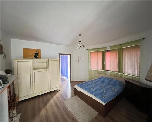 Casa  260 mpu 7 camere 5 bai filigorie teren 500 mp Selimbar