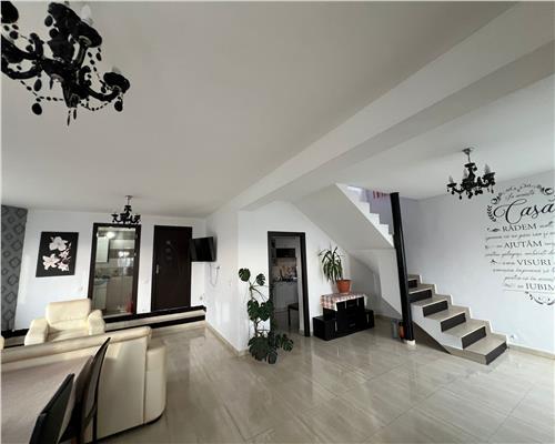 Casa  260 mpu 7 camere 5 bai filigorie teren 500 mp Selimbar