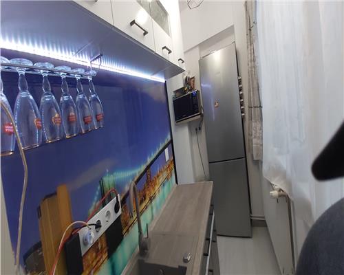 Studio modern 38.5 mpu balcon inchis si pivnita in Lazaret