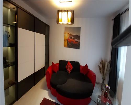 Studio modern 38.5 mpu balcon inchis si pivnita in Lazaret
