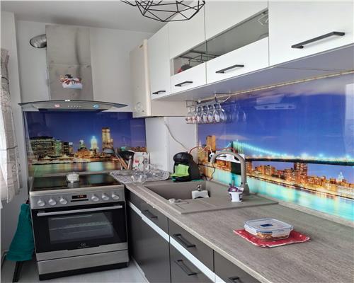 Studio modern 38.5 mpu balcon inchis si pivnita in Lazaret