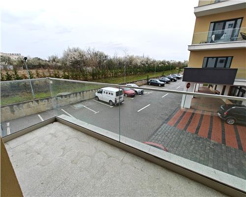Apartament 2 camere cu balcon in zona Garden City