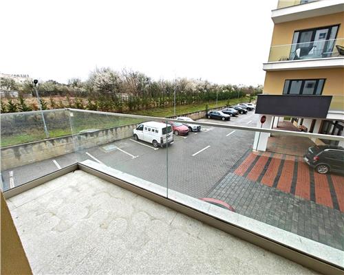 Apartament 2 camere cu balcon in zona Garden City