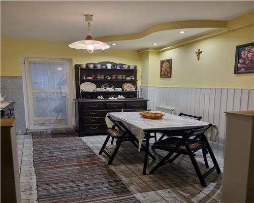 Apartament cu 3 camere 2 bai si 2 balcoane in zona Rahovei