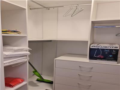 Casa noua cu 3 camere 2 bai si dressing zona Centrala