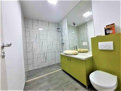 Spatiu de birouri cu 3 camere balcon si 2 parcari
