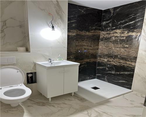 Studio recent renovat 32 mpu in SubArini