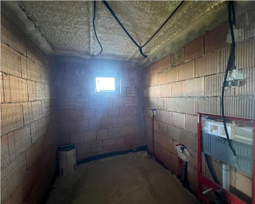 Casa individuala 4 camere 2 bai teren 500 mp la 8 km de Sibiu