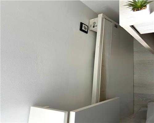 Garsoniera moderna cu parcare in zona Vasile Aron
