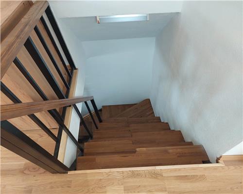 Casa cu 4 camere in zona Turnisor