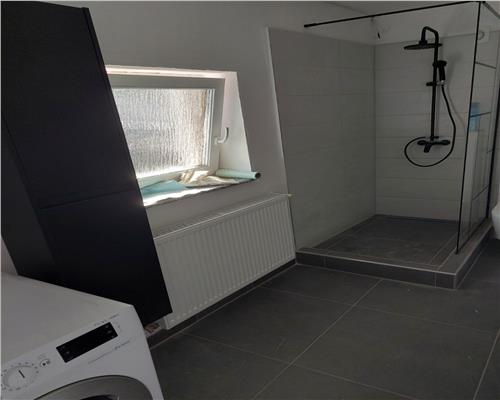 Casa cu 4 camere in zona Turnisor