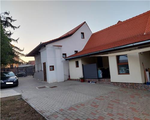 Casa cu 4 camere in zona Turnisor