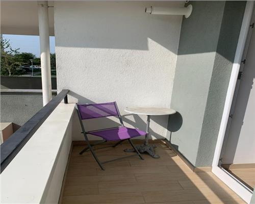 Studio modern cu balcon generos si parcare in zona Alma