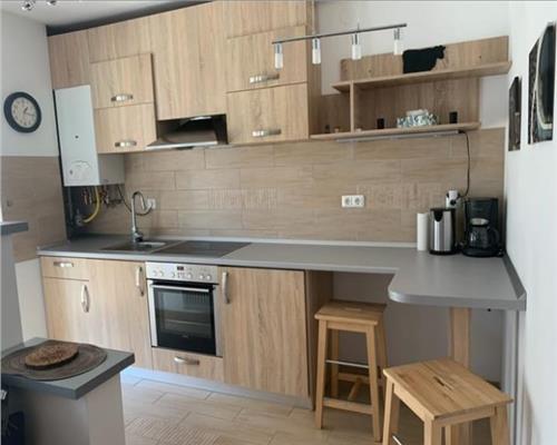 Studio modern cu balcon generos si parcare in zona Alma
