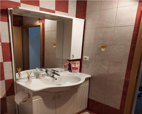 Apartament  3 camere cu loc de parcare in zona Valea Aurie