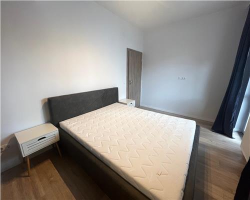 Apartament de lux 3 camere 2 bai si parcare in zona Centrala
