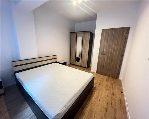 Apartament de lux 3 camere 2 bai si parcare in zona Centrala