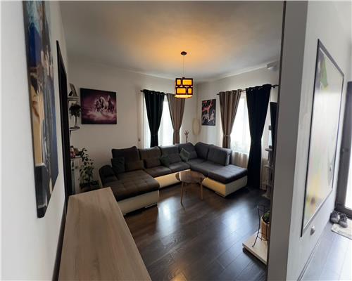 Casa de tip duplex cu 4 camere in zona Selimbar
