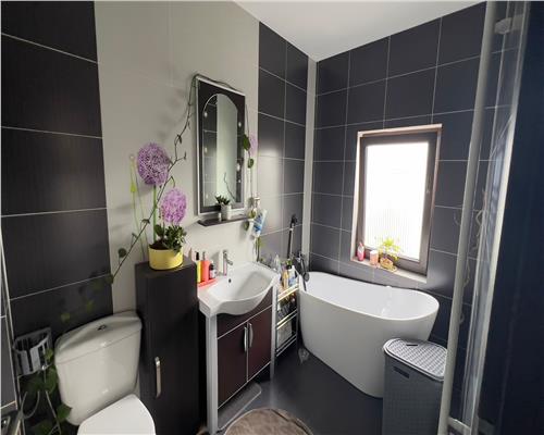Casa de tip duplex cu 4 camere in zona Selimbar