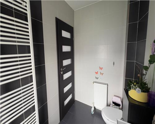 Casa de tip duplex cu 4 camere in zona Selimbar