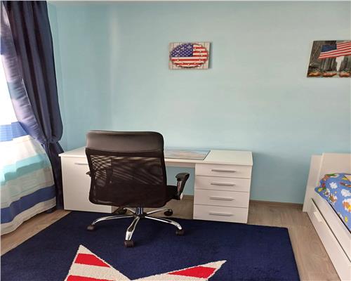 Apartament nou cu 3 camere si balcon in zona Doamna Stanca