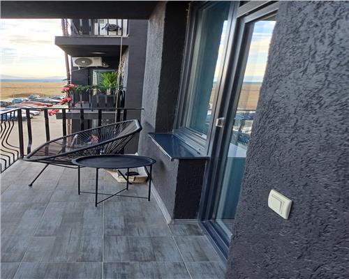 Apartament nou cu 3 camere si balcon in zona Doamna Stanca