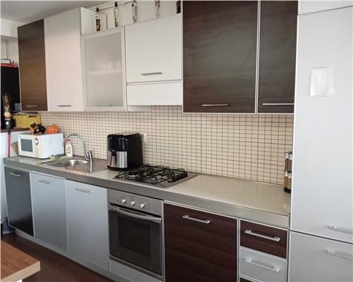 Apartament 2 camere cu balcon in zona Turnisor