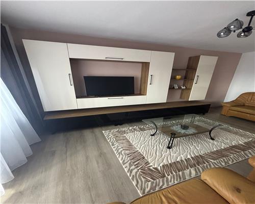 Apartament modern 2 camere si balcon generos in Strand
