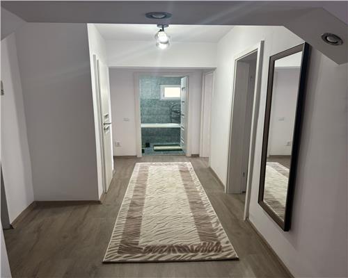 Apartament modern 2 camere si balcon generos in Strand