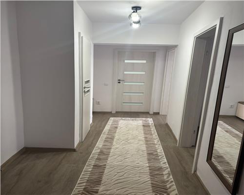 Apartament modern 2 camere si balcon generos in Strand