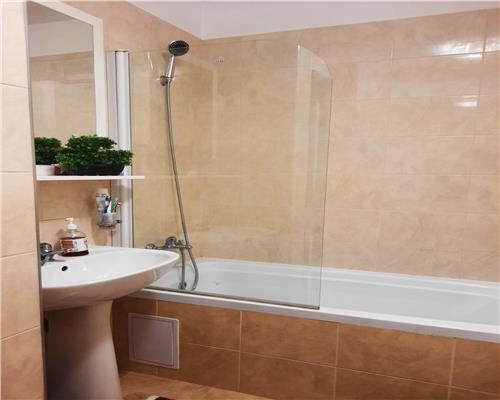 Apartament cu 2 camere balcon si parcare pe Calea Surii Mici