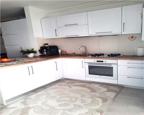 Apartament cu 2 camere balcon si parcare pe Calea Surii Mici