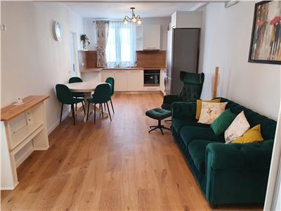 Apartament modern cu 3 camere 2 bai si parcare privata in Selimbar