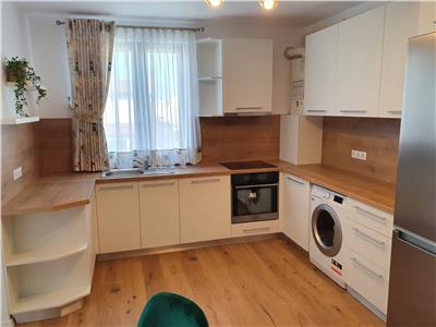 Apartament modern cu 3 camere 2 bai si parcare privata in Selimbar
