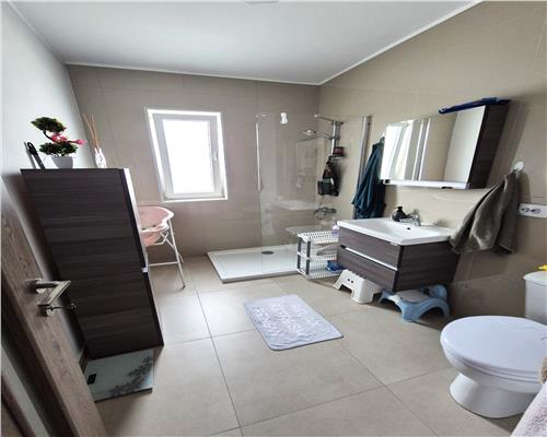Apartament modern cu 3 camere balcon parcare zona Arhitectilor