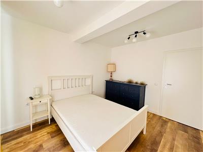 Casa noua 4 camere 3 bai 2 terase 2 parcari si curte in zona industriala