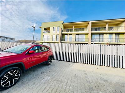 Casa noua 4 camere 3 bai 2 terase 2 parcari si curte in zona industriala