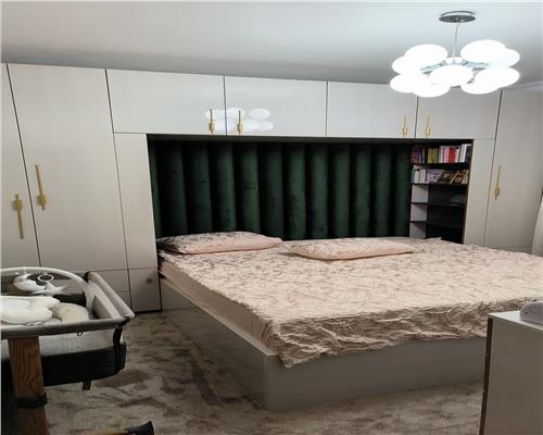 Apartament cu 3 camere 2 bai 2 balcoane si parcare privata in Turnisor