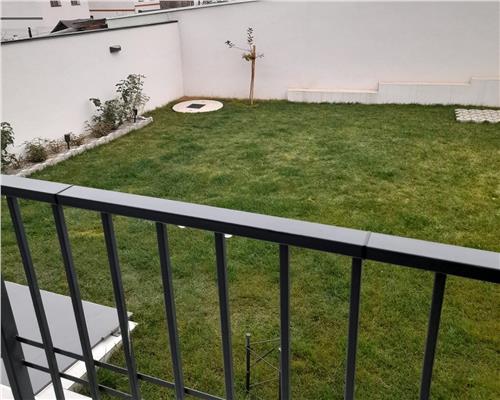 Casa mobilata cu 4 camere 2  bai si gradina in Cristian