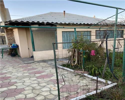 Casa cu 4 camere 2 bai teren 823 mp si foisor in zona Tuzla