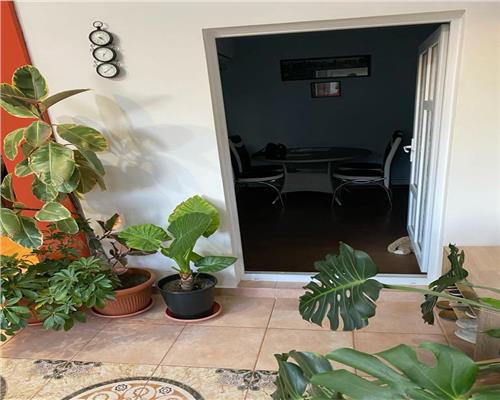 Casa cu 4 camere 2 bai teren 823 mp si foisor in zona Tuzla