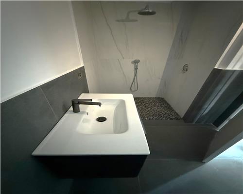 Apartament nou mobilat cu 3 camere 2 balcoane parcare Sibiu